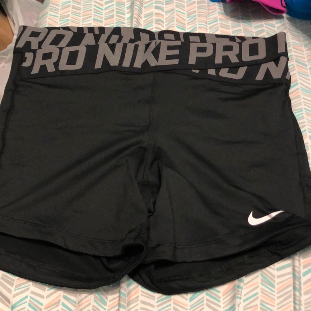 Nikey Pros